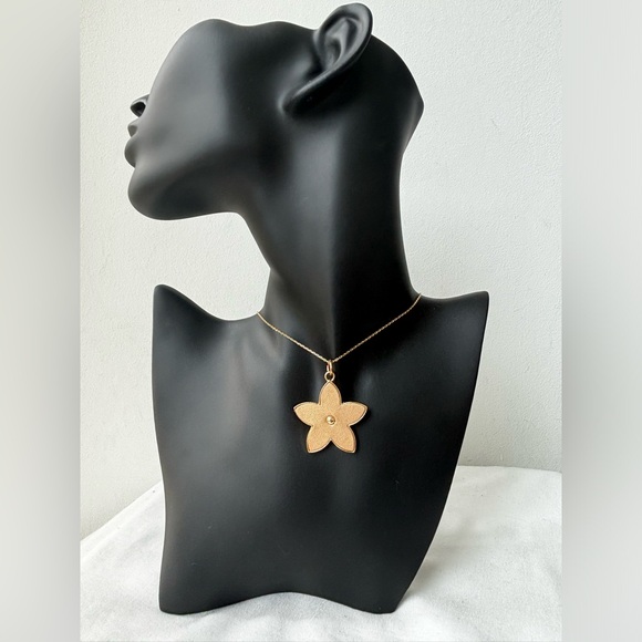 Sale🔥 Authentic Coach Flower Leather Pendant - Picture 3 of 4